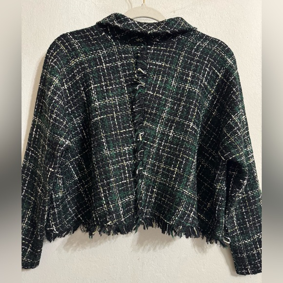 Zara Women's  Green and Black Tweed Pullover Top - Picture 9 of 12